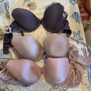 Victoria Secret lot of simmering bras